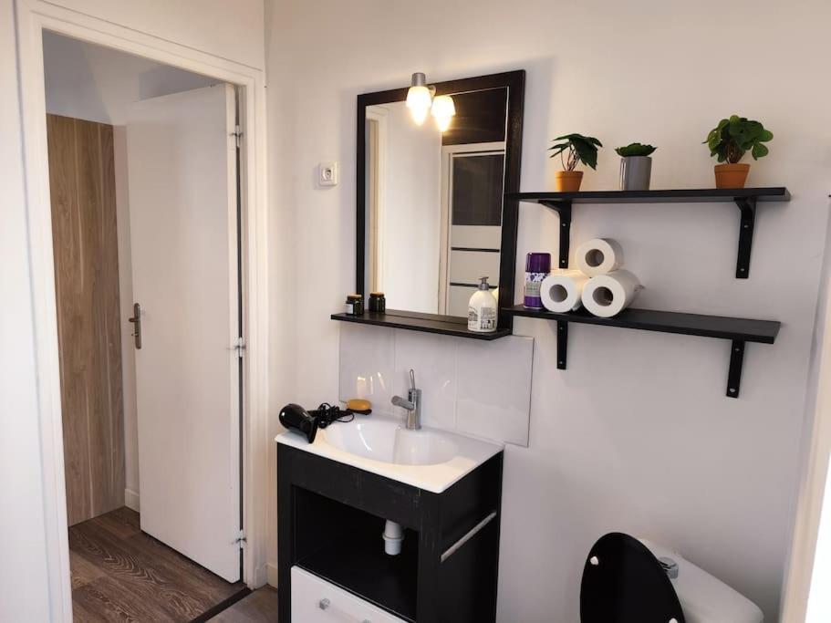 Duplex - Proche Gare & Centre Apartment กงเปียญ ภายนอก รูปภาพ