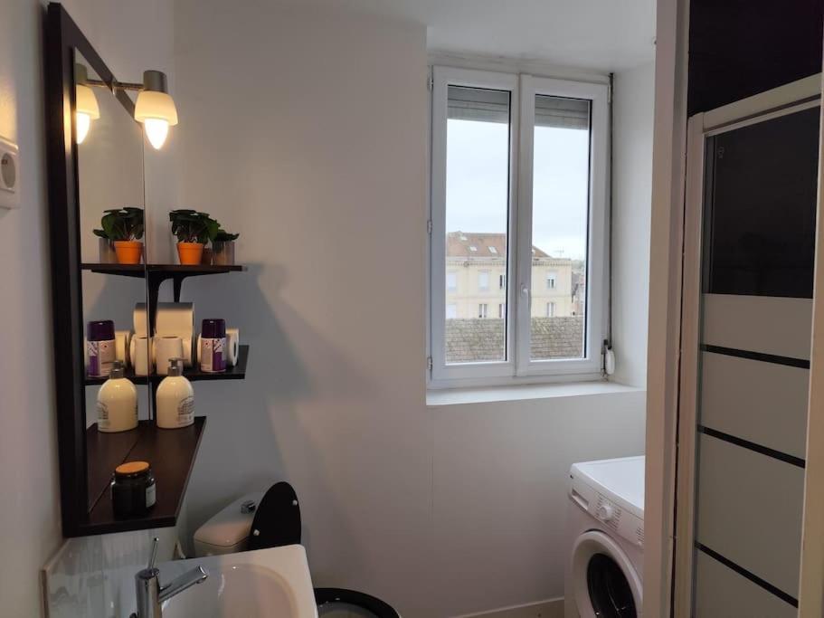 Duplex - Proche Gare & Centre Apartment กงเปียญ ภายนอก รูปภาพ
