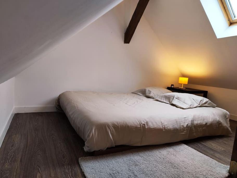 Duplex - Proche Gare & Centre Apartment กงเปียญ ภายนอก รูปภาพ