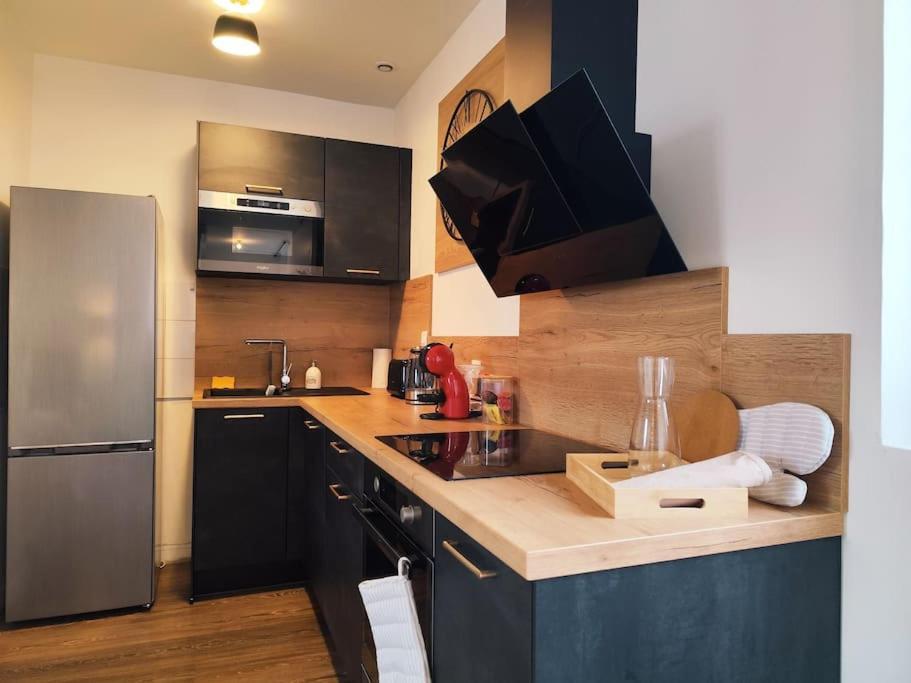 Duplex - Proche Gare & Centre Apartment กงเปียญ ภายนอก รูปภาพ